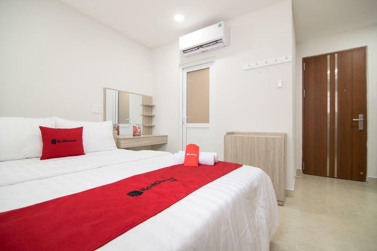 Reddoorz Premium Near Etown 3 Khách sạn TP. Hồ Chí Minh
