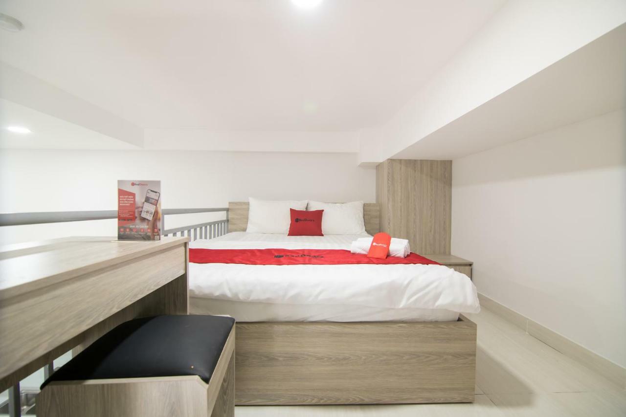 Reddoorz Premium Near Etown 3 Khách sạn