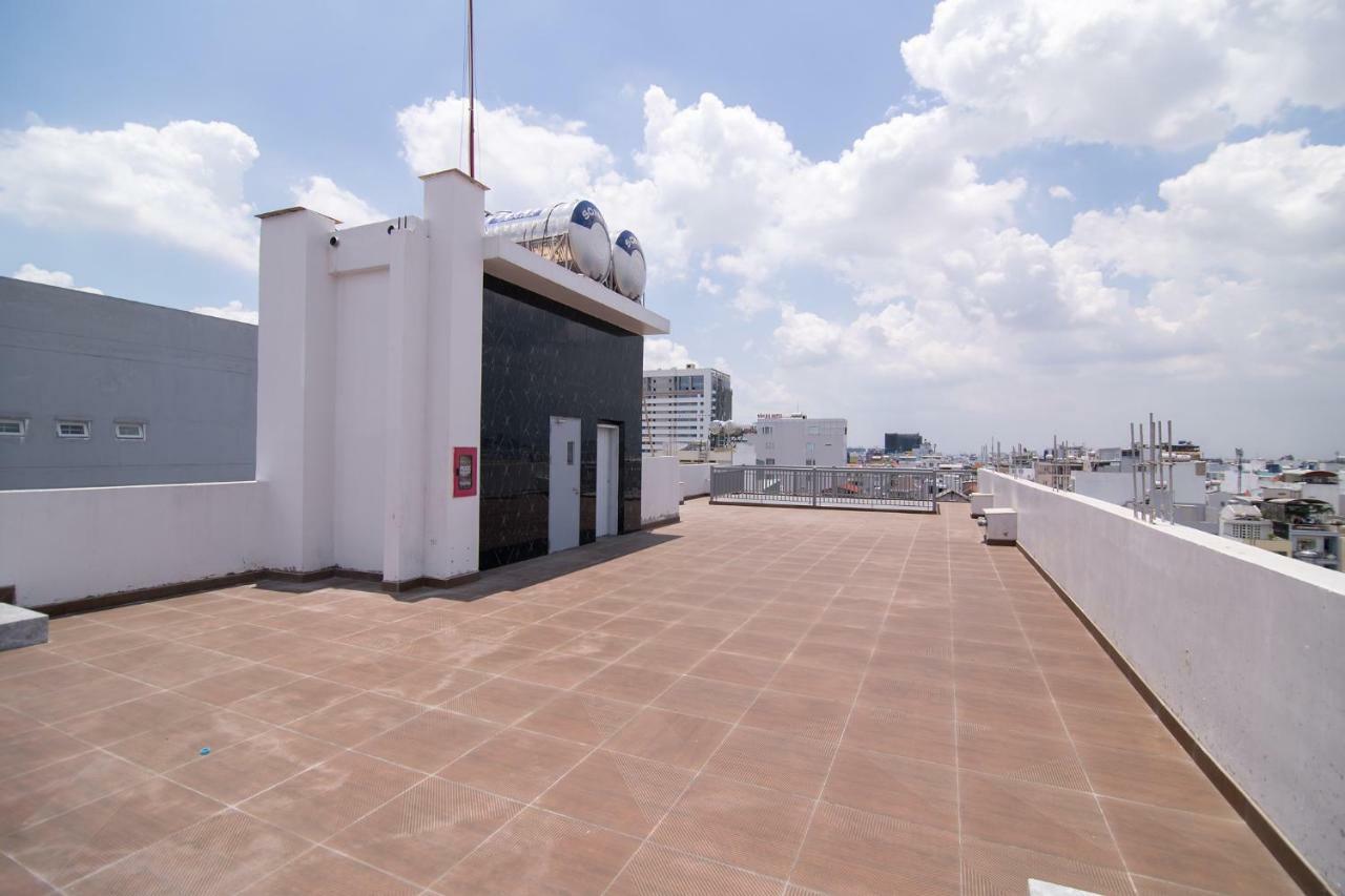 Reddoorz Premium Near Etown 3 Khách sạn TP. Hồ Chí Minh