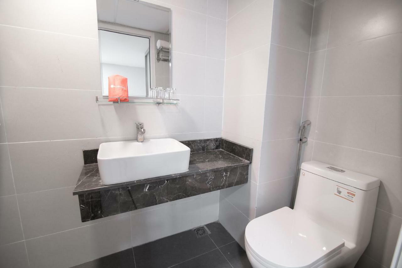 Reddoorz Premium Near Etown 3 TP. Hồ Chí Minh