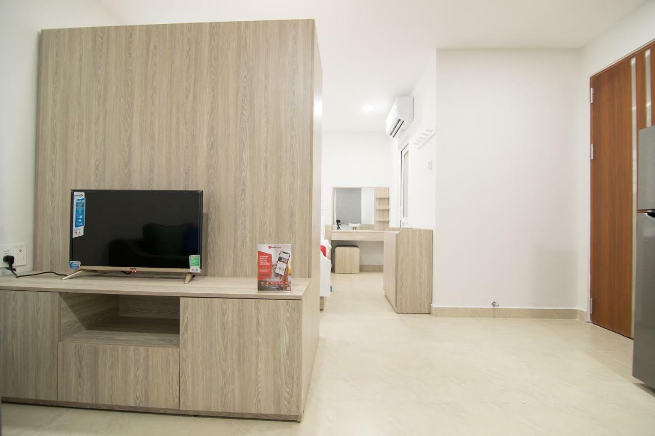 Khách sạn Reddoorz Premium Near Etown 3 3*